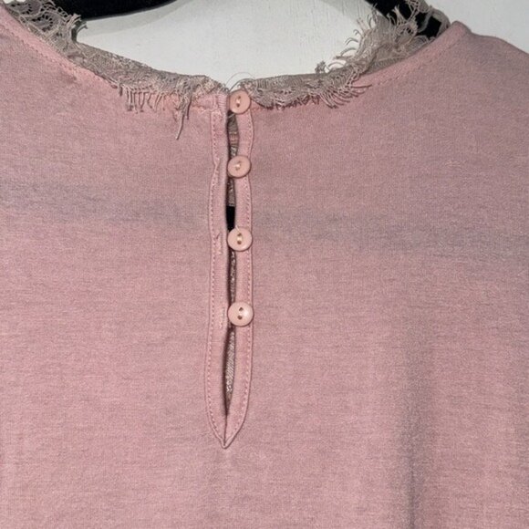 Paper + Tee Pink Sleeveless Lace-Trimmed Top Womens 2X Rayon/Spandex Blend - Picture 6 of 9